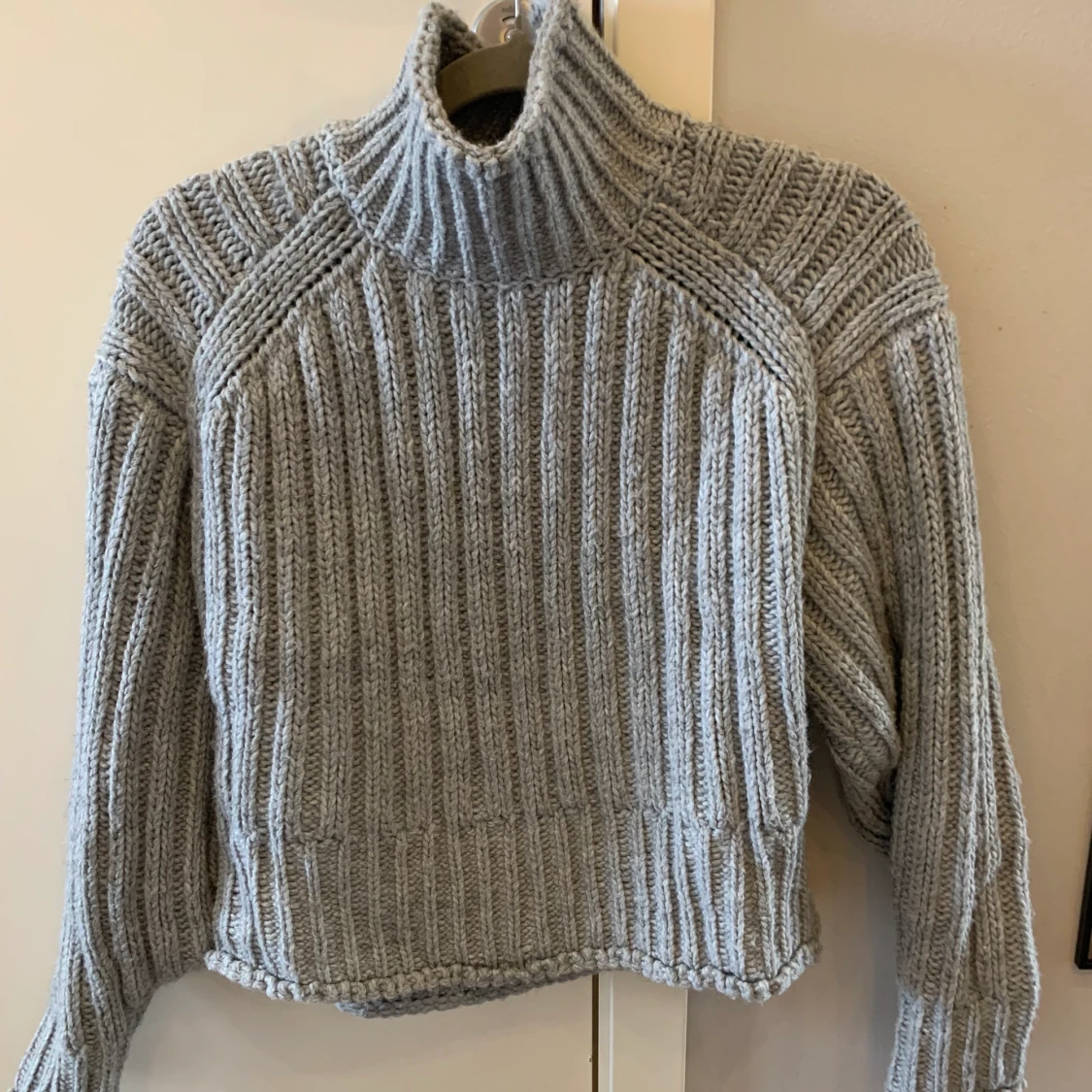 Stickad tröja