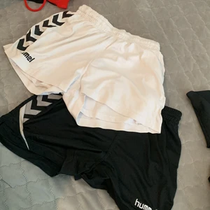 Hummel shorts - Båda för priset 