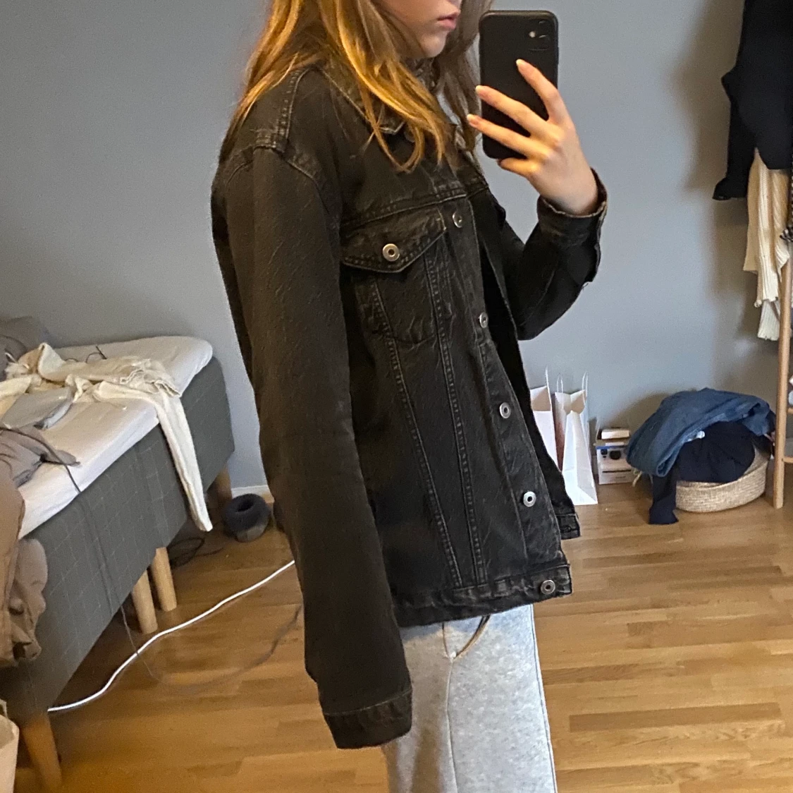 Svart jeansjacka  - 91