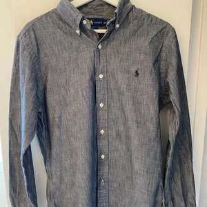 Ralph Lauren skjorta - Fint skick, hittade inga fel.