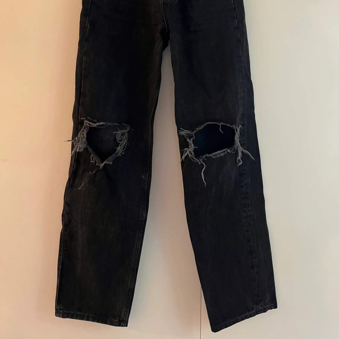 Svarta jeans från ginatricot  - 90