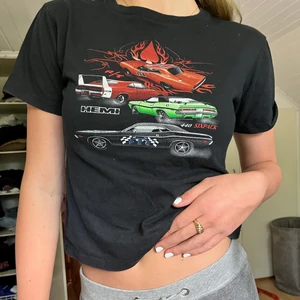 Cool topp - Super snygg topp med coolt tryck, aldrig använd!💓kontakta vid intresse🥰