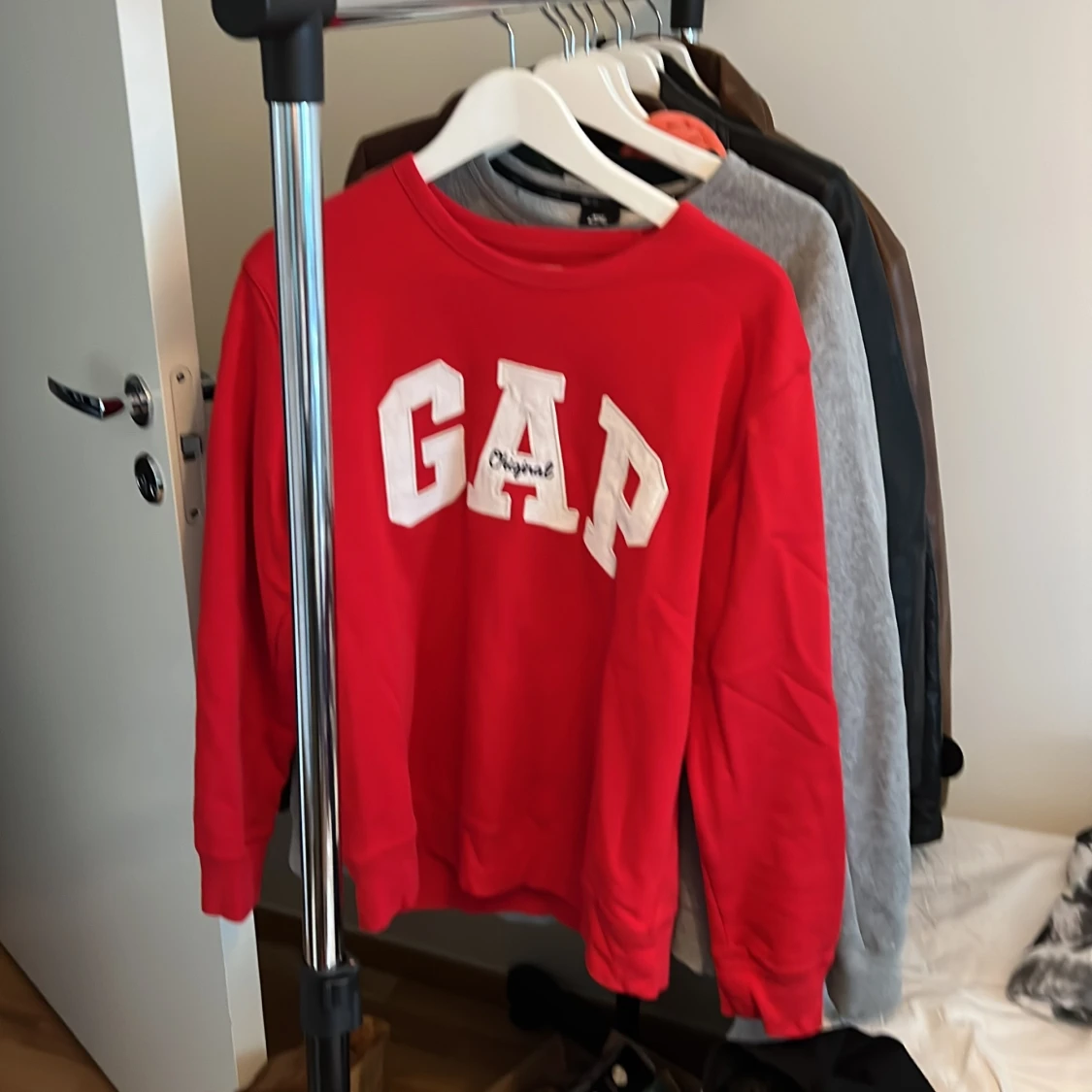 Gap sweatshirt