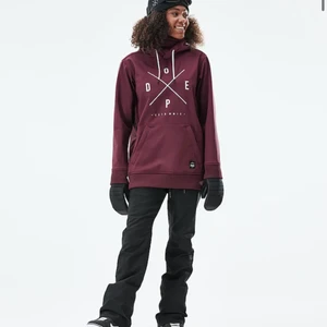 Dope skidjacka - En vinröd skidjacka ifrån dope o strlk xs men är oversized ❤️ säljer för att jag fick ny nypris 1299kr ❤️