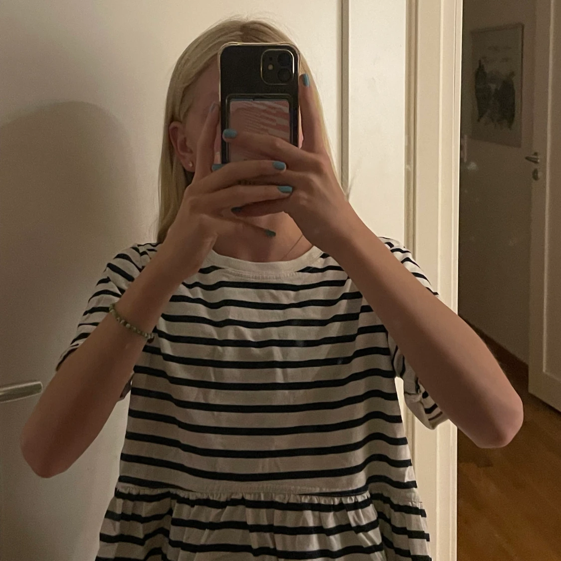 Randig t-shirt med volangkant - 90