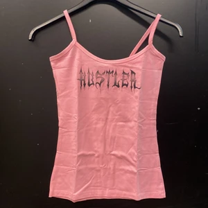 Linne Hustler - Flera exemplar rosa linne