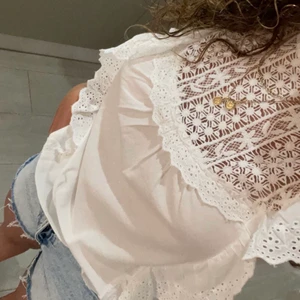 Topp - Jättefin vit topp från mango i storlek S💗