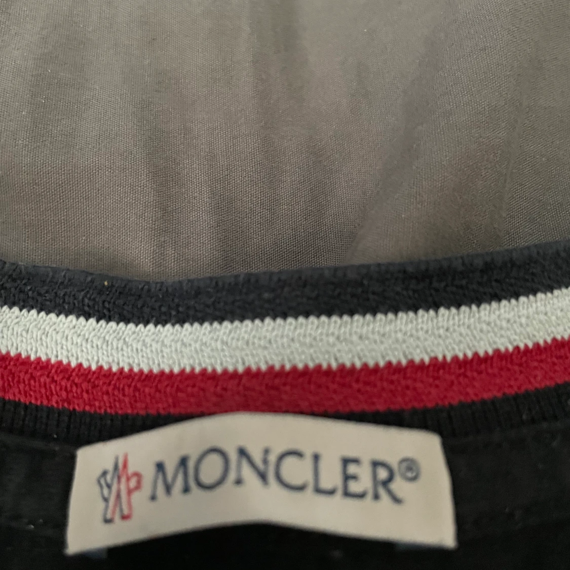 Moncler T-shirt  - 90