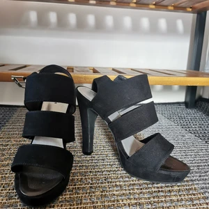 Klackar - Storlek 38 Använda en gång. 