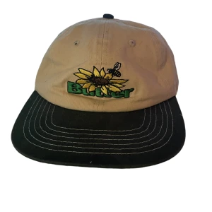 butter’s keps - bra keps inför sommaren bra skick fråga på om du har en fråga 