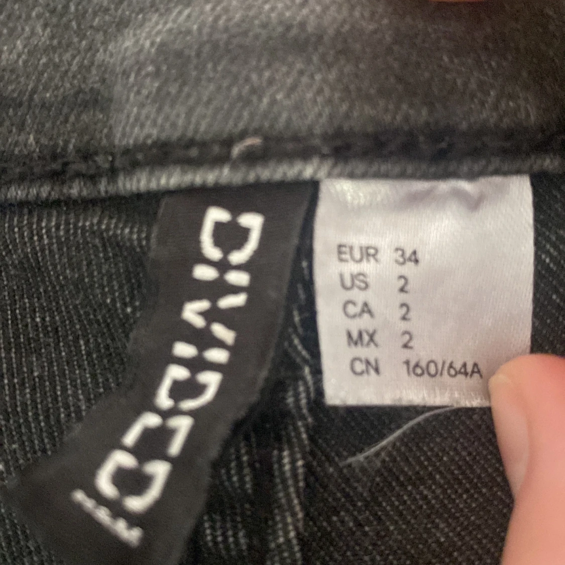 mörkgråa shorts 💘 - 91