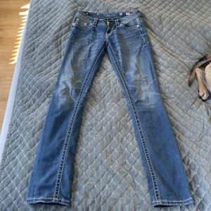 Miss Me Jeans - Miss Me jeans i nytt skick, för små för mig så i princip oanvända. 