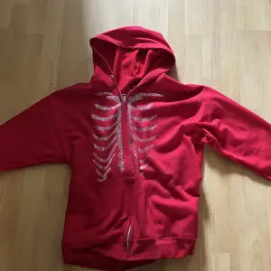 Röd rhinestone zip up size