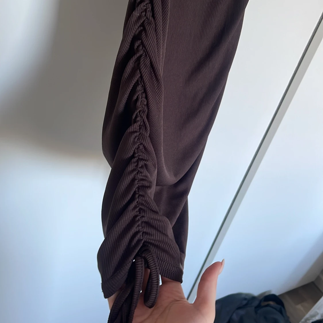 Tight Ribbad klänning - 90