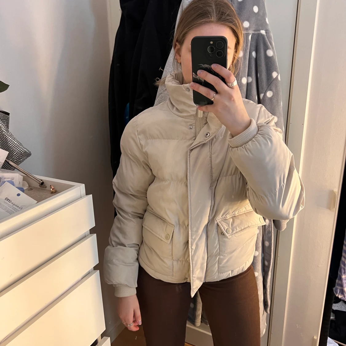 Beige dunjacka  - 90