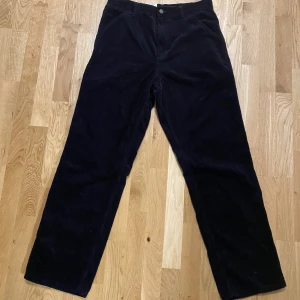 Carhartt Byxor - Manchester byxor från Carhartt. Storlek 30/32. Oanvända.