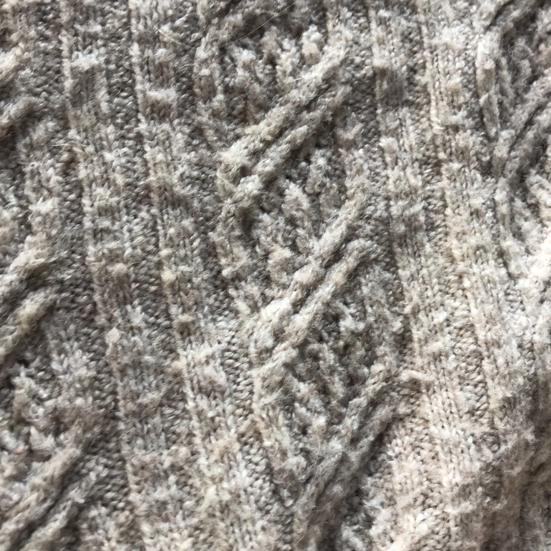 Stickad tröja  - 91