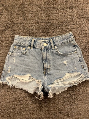 Pull&bear shorts  - Denim shorts from p&b, size 34