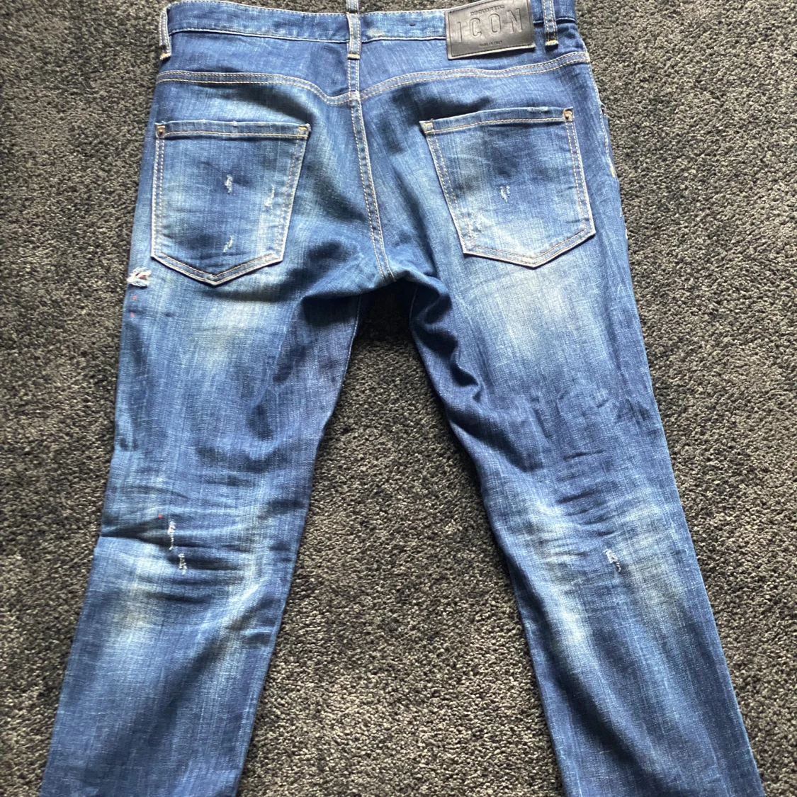 Dsquared2 - ”Skater Jeans” Blue with Red dots - 90