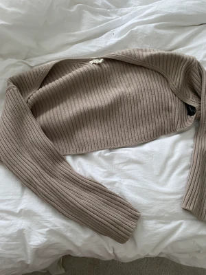 Bolero - Bolero från h&m. Storlek M.