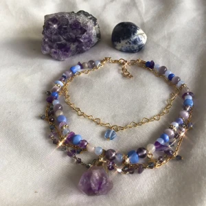 Handgjort halsband  - Super fint halsband men äkta ametist Halsbandet är justerbart och det är fri frakt!