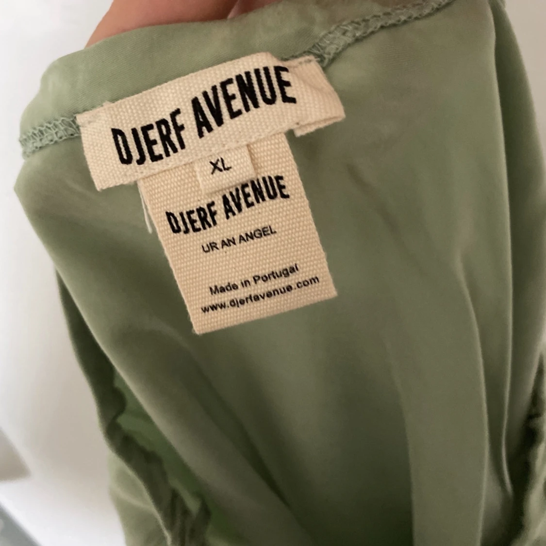 Djerf Avenue dream skirt pistachio  - 91