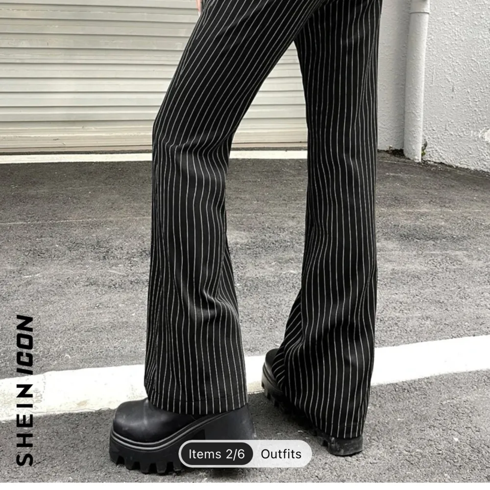 shein passar inte (för stora) går att juster i midjan ärligt supersöta, passar från 175 cm lång perso. skulle jag säga ❤️. Jeans & Byxor.