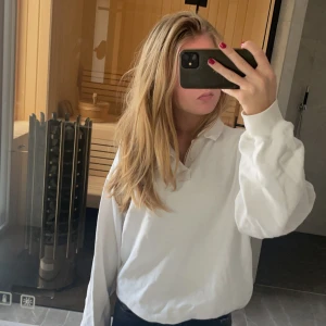 Tröja - Säljer då den inte kommer till anhängig Skiv för frågor eller bidler❤️❤️