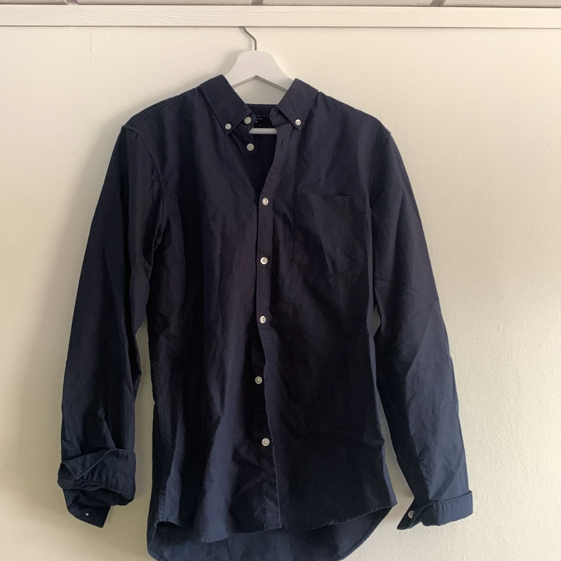 Mörkblå oversize skjorta