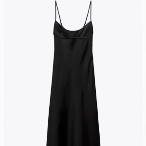 Kkånning - Kkånning från zara, endast använd en gång. Storlek L men sitter som en M/S.