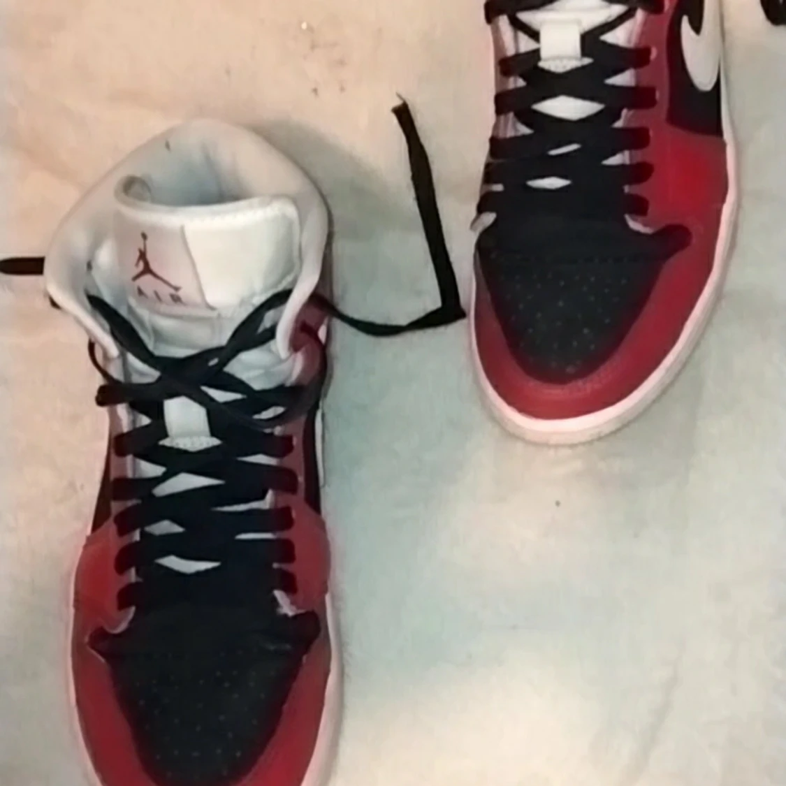 Äkta Jordans skor till salu!!!