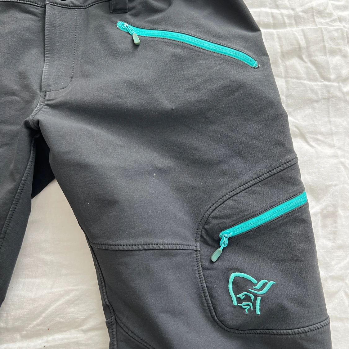 Norrøna friluftsbyxor  - 90