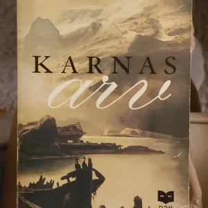 Bok - Säljer boken då den inte kommer till användning, frakten beror på hur tung den är så kontakta mig för mer information.