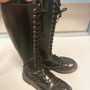 Long lace up boots Size EU37 Leather Dr. Martens Purchase at Zalando Berlin Orig price 245eur  Used about five times but I have wide feet so I happen to give up on them. 