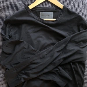 Our Legacy Longsleeve - Our Legacy Longsleeve Knappt använd Size 52 