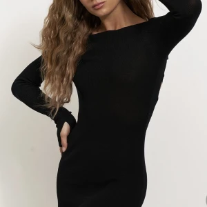 Klänning - Klänning från Hanna schönberg x nakd, helt slutsåld! Storlek S