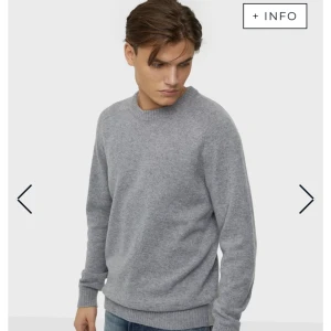 Stickad sweatshirt  - Säljer min stickade sweatshirt storlek s köpt förra veckan på nly man säljer då ja inte haft nån användning av den