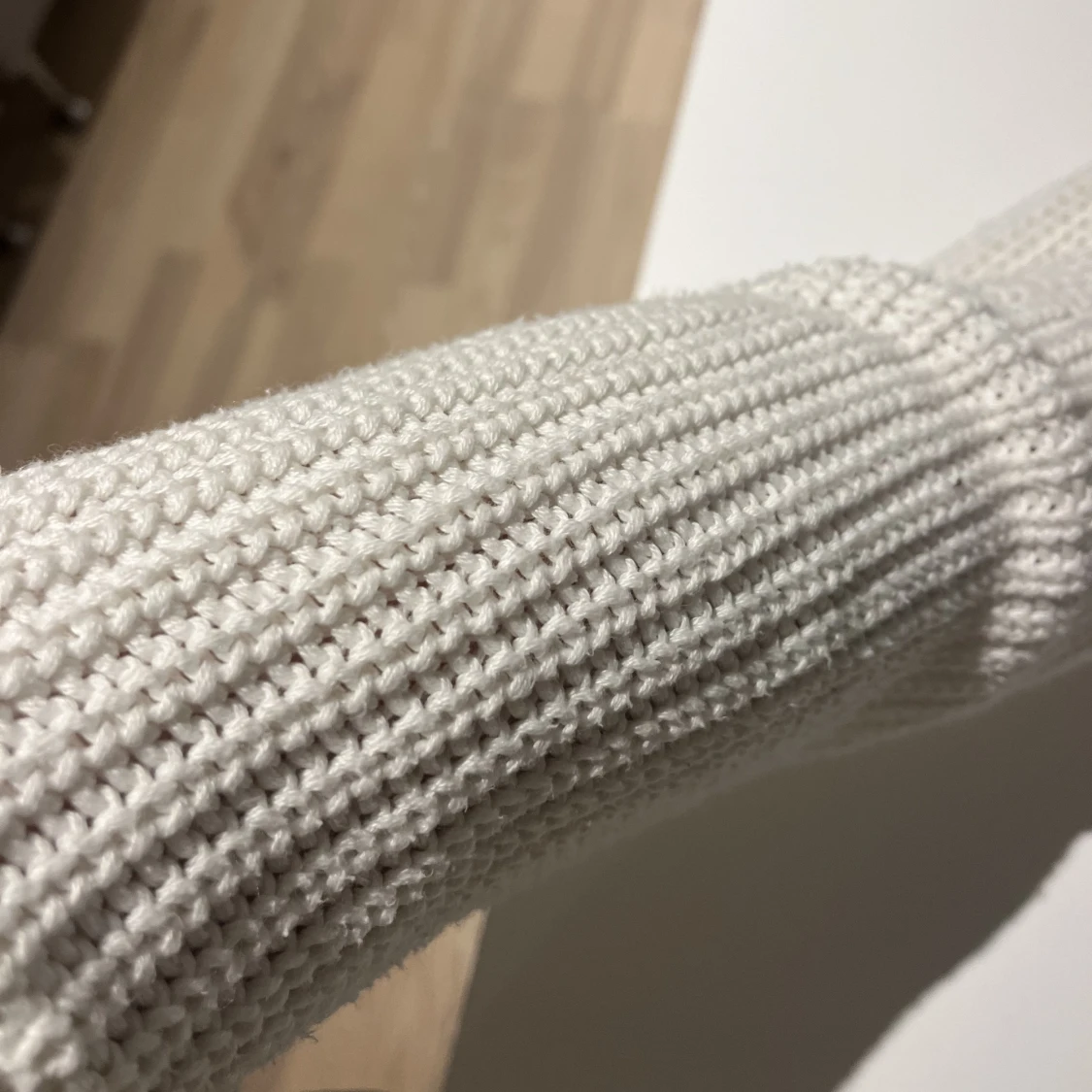 Stickad tröja  - 91