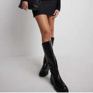 Svarta boots  - Boots i nyskick, köpta för 900 