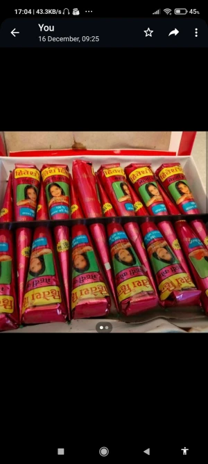 Henna - Indian henna. Om ni vill jag gör henna på ditt hand då Finn's möjloghet också.