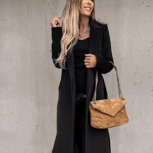 Vinterkappor  - Helt nya och varma vinterkappor. Finns i 4 olika färger! 