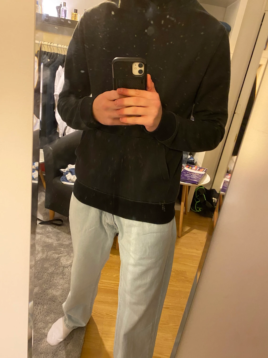 Snygg svart hoodie i storlek S - 90