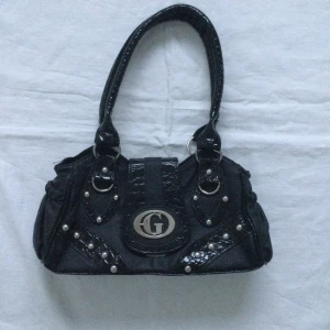 Väska - Söt väska med många fickor 