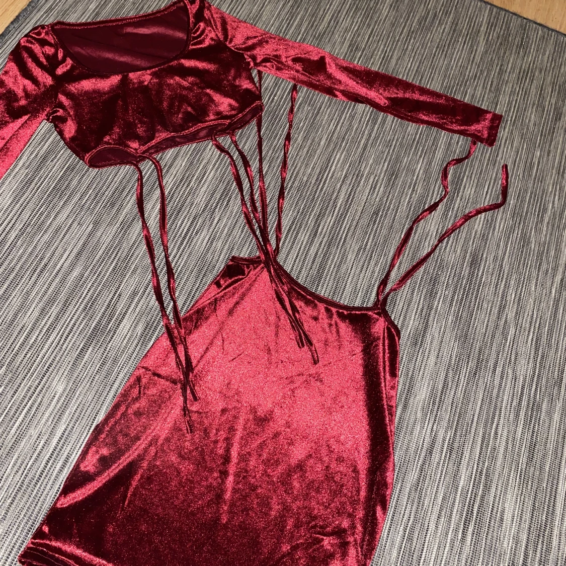 Röd klänning  - 90