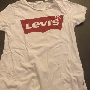 Original Levis T-shirt 