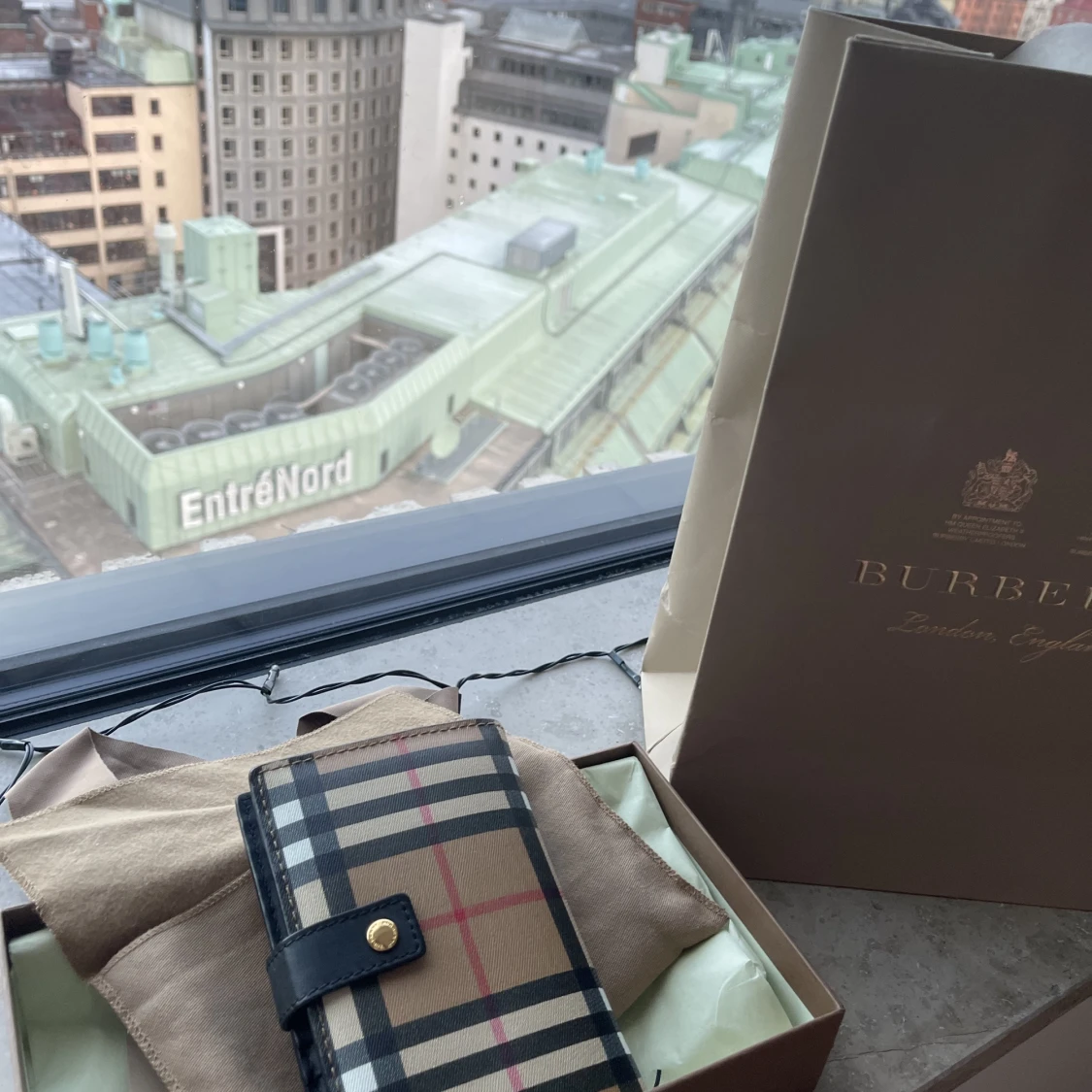 Burberry Check & Leather folding wallet - 90