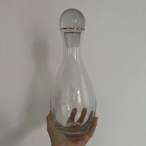 karaff - möts i stockholm eller fraktar 🖤