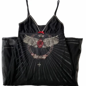 VIVE MARIA klänning - SÄLSYNT! vive maria klänning. storlek S passar även XS. möts i stockholm eller fraktar. 🖤 kontakta mig om du vill köpa. har ett litet hål vid bröstet men det går att sy om + det syns inte när man har på sig den. 