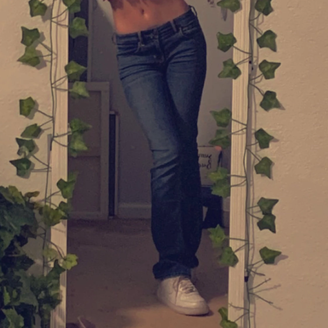 Low waisted Levi’s jeans!