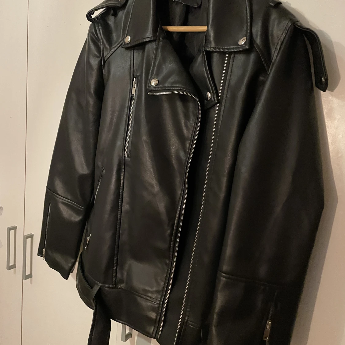 En skinnjacka!! - 90